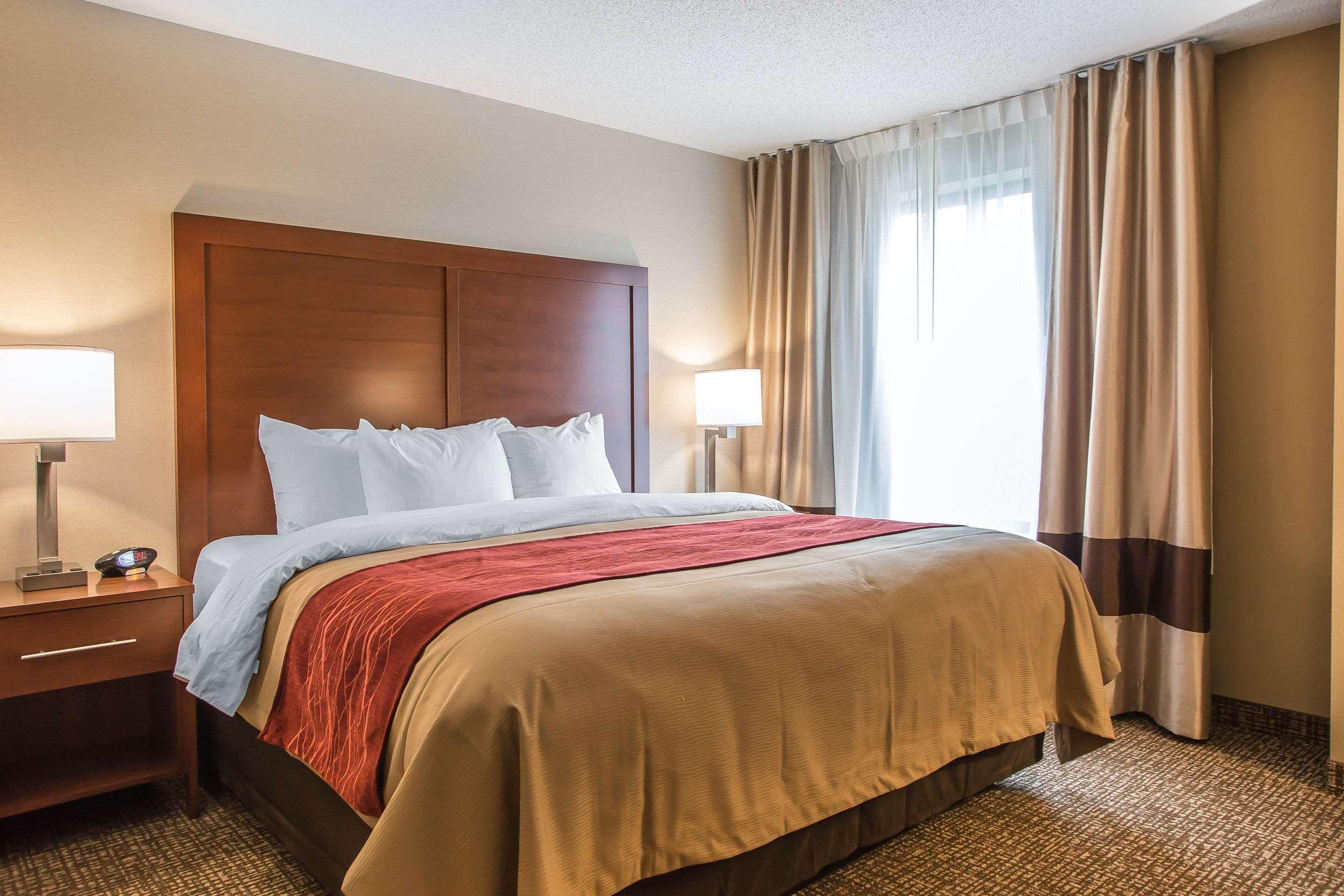 Comfort Inn Pa Turnpike - I-81 Карлайл Экстерьер фото