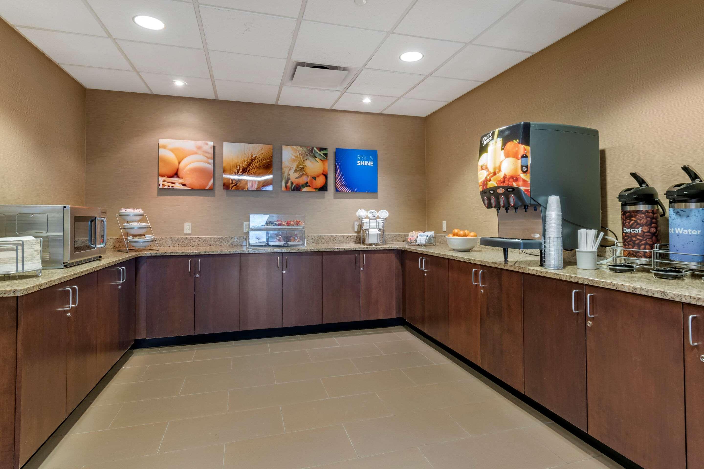 Comfort Inn Pa Turnpike - I-81 Карлайл Экстерьер фото